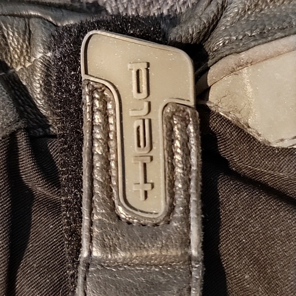 Motorcycle gloves - Picture 9 of 12